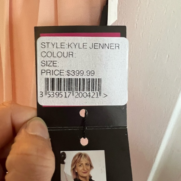 PROM DRESS - Picture 6 of 6